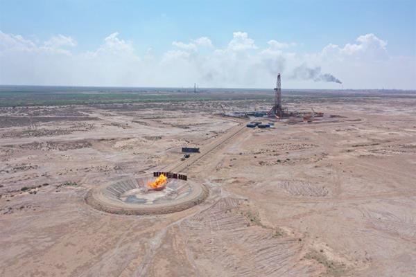 Iran Ready to Launch Domestically Developed Oilfields 