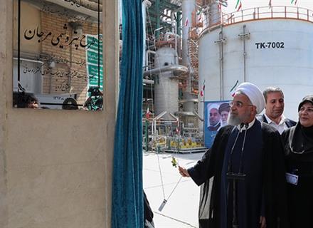 Iran Launches Major Petchem Projects in Asaluyeh