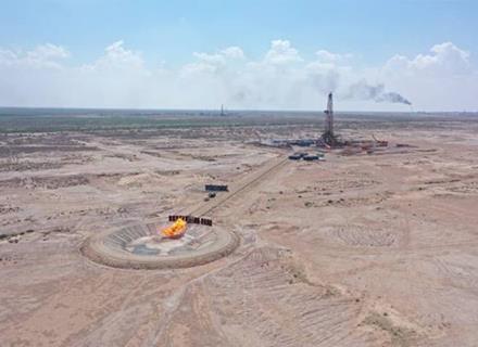 آغاز عملیات راه اندازی و تولید از میدان نفتی سپهر-جفیر در هفته دولت