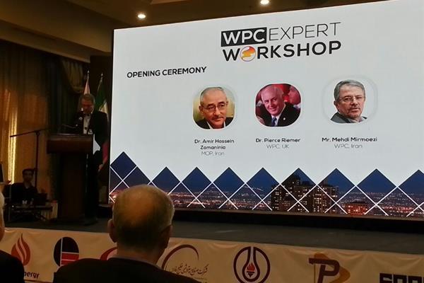Mr. Mirmoezi CEO at PEDC as keynote speaker in WPC expert workshop about sustainable strategies for HSE in the oil, gas & petrochemical industry