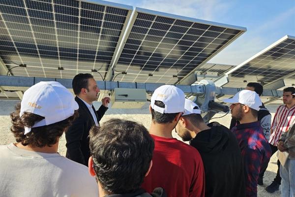 The Sharif University of Technology students visited the Pasargad Damghan solar power plant recently