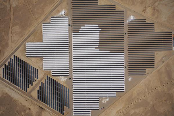 گزارش راشاتودی از نیروگاه خورشیدی پاسارگاد دامغان