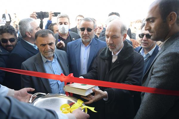  گزارش تصویری دوم از افتتاح نیروگاه خورشیدی پاسارگاد دامغان با ظرفیت 10 مگاوات